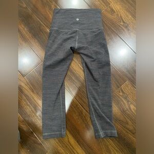 Lululemon Gray Highrise Waist Wunder Under Crop Leggings  23”
Size 4